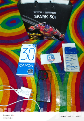 Tecno camon 30